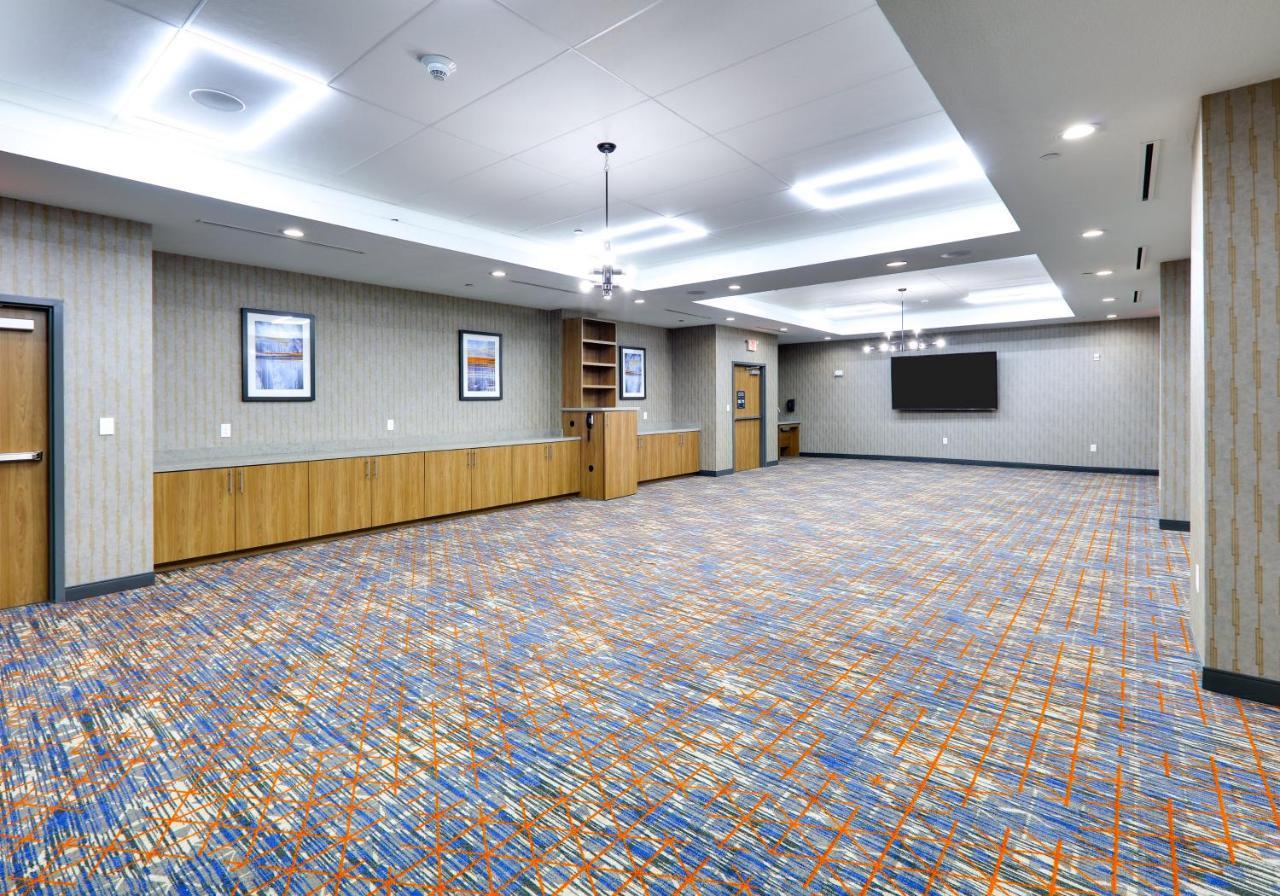 Candlewood Dfw West - By Ihg Hotel 2*